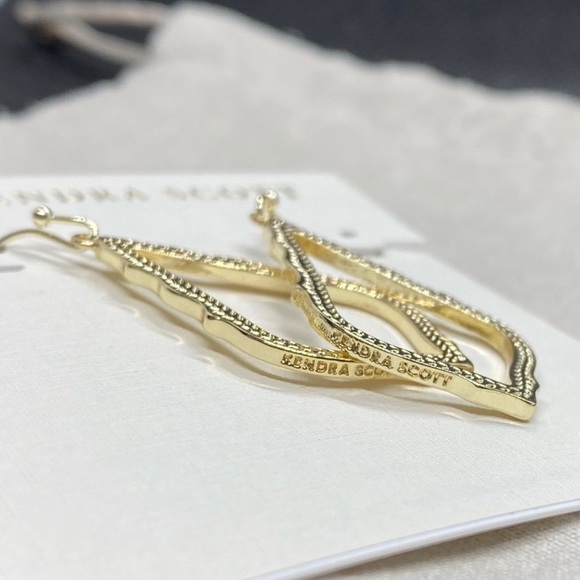 5⭐️KENDRA SCOTT Sophia Gold Drop Earrings - Picture 5 of 11